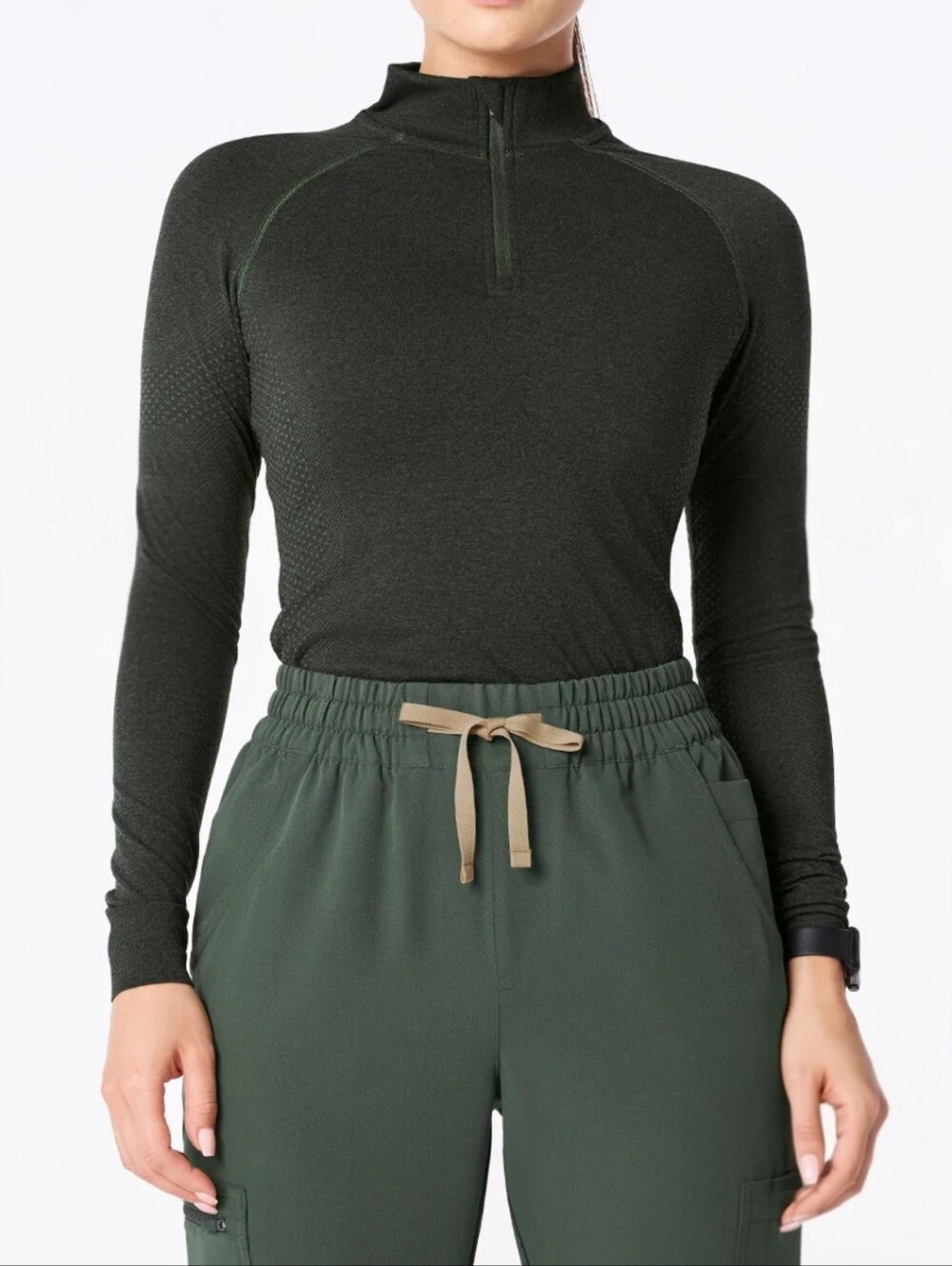 FIGS Salta Seamless Quarter-Zip Green Moss Size Medium NWT Underscrub Limited